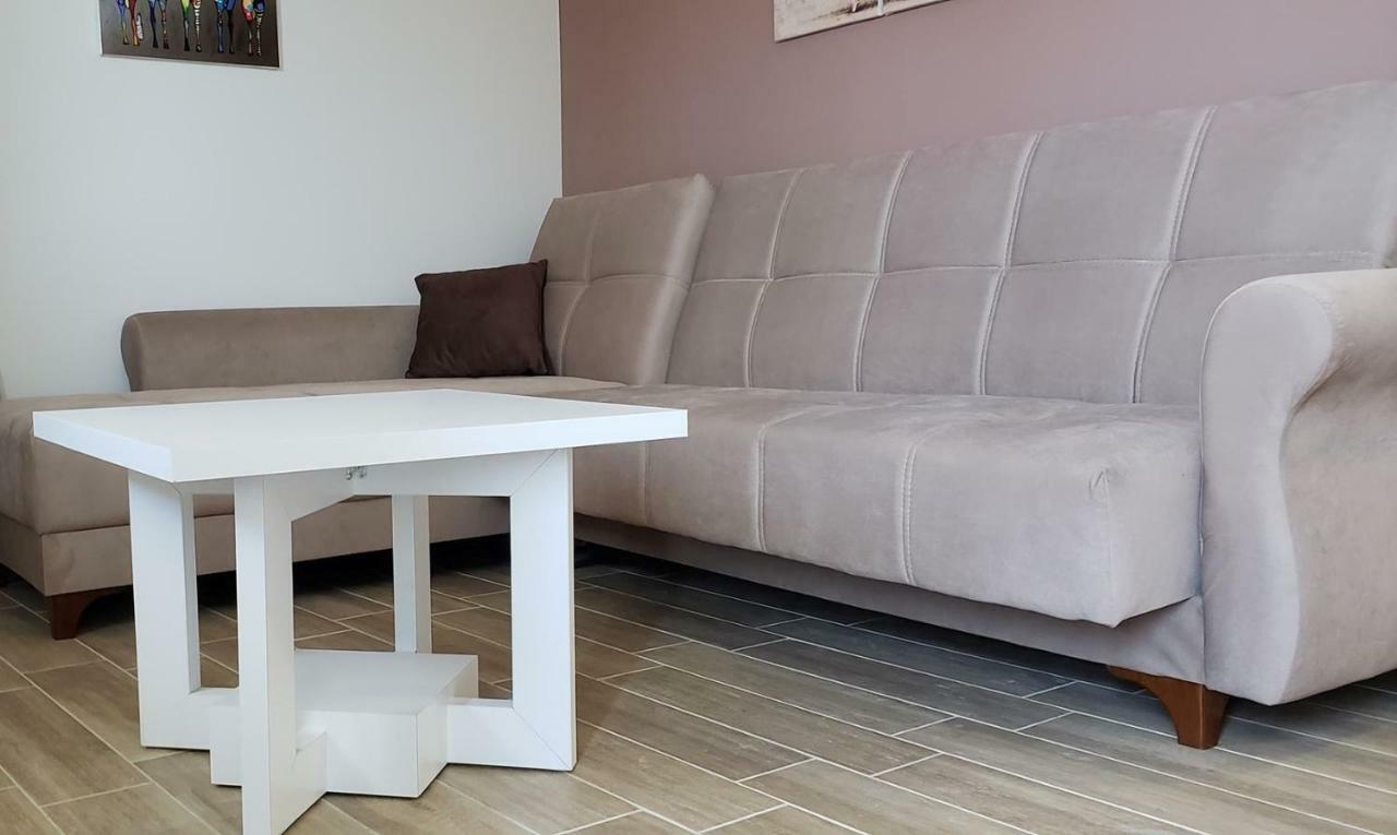 Apartmani Suncokreti - Sunflower Apartments Bar Luaran gambar