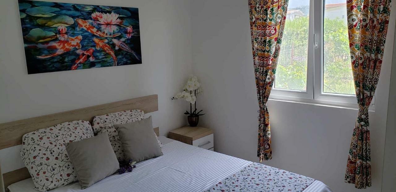 Apartmani Suncokreti - Sunflower Apartments Bar Luaran gambar