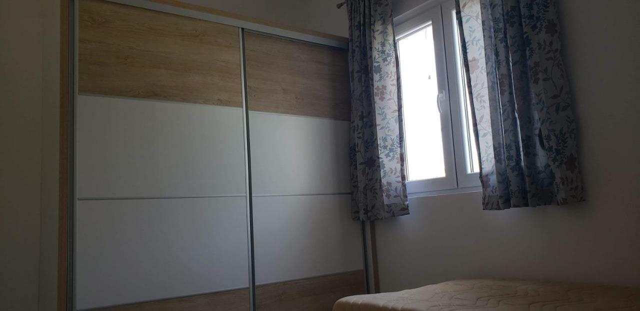 Apartmani Suncokreti - Sunflower Apartments Bar Luaran gambar