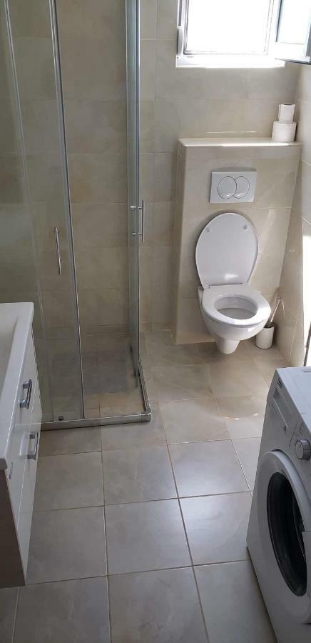 Apartmani Suncokreti - Sunflower Apartments Bar Luaran gambar