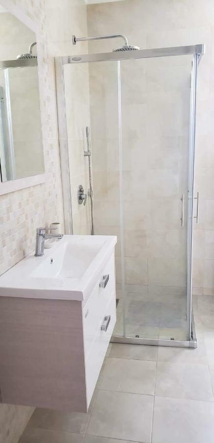 Apartmani Suncokreti - Sunflower Apartments Bar Luaran gambar